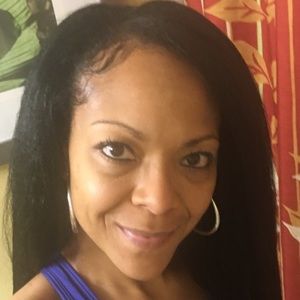 Meet your Posher, Domonique